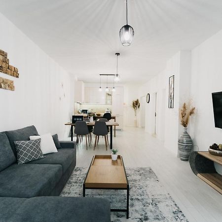 Apartment Avalon - Varna City Centre Eksteriør billede